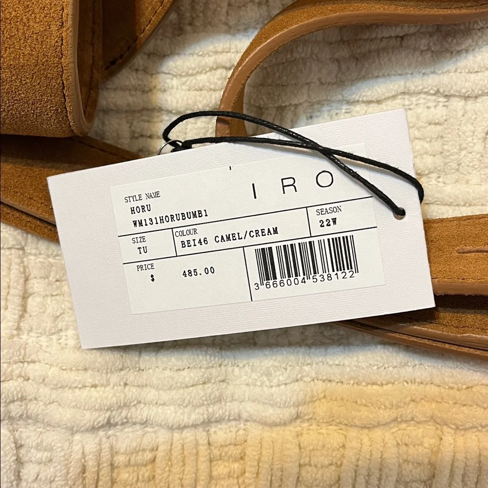 NWT IRO PARIS Horu Calfskin Suede Shearling Belt Bag in Camel/Cream - Picture 2 of 5